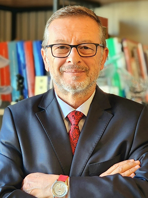 Ecz. Hakan Gençosmanoğlu